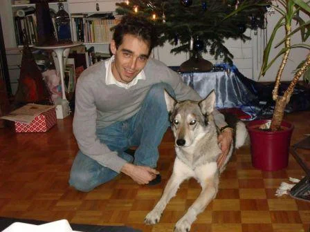 Chefe und ich unterm Weihnachtsbaum