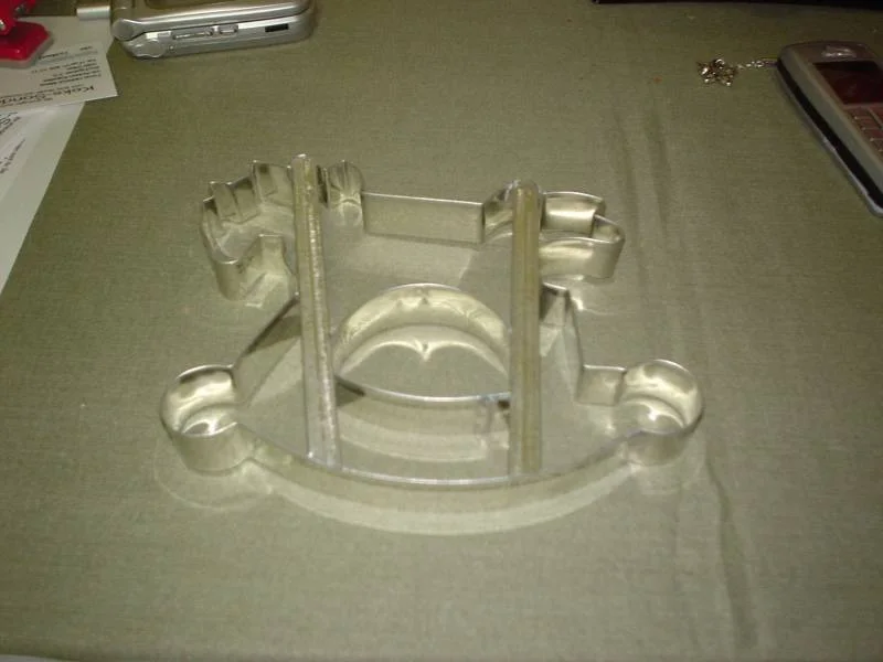 Sonderanfertigung 2 " ein schauklpferd"